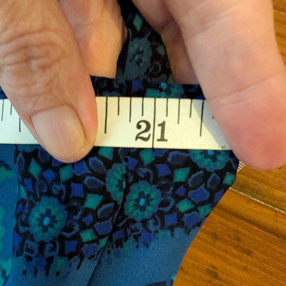 Express Blue High Neck Sleeveless Tank Top - Picture 12 of 12